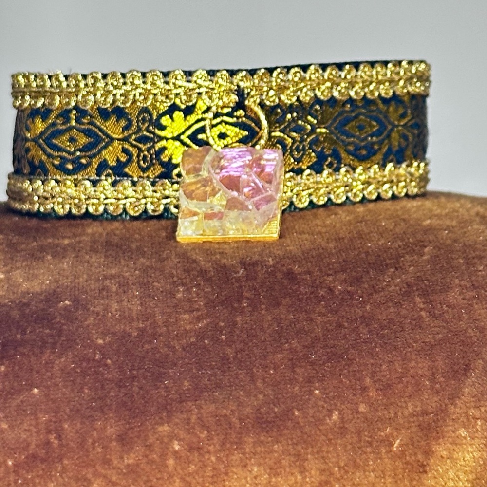 OOAK Handmade Gold Brocade Choker + Mosaic Glass Pendant – Boho Collar Nexklace - Picture 15 of 15